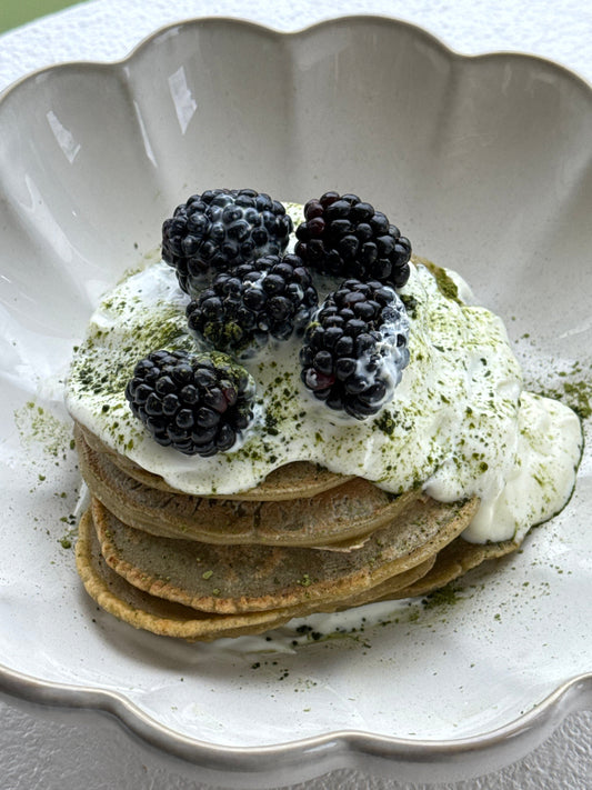 Matcha Elixir Pancakes with Greek Yoghurt & Blackberries: A Hormone-Supportive Breakfast